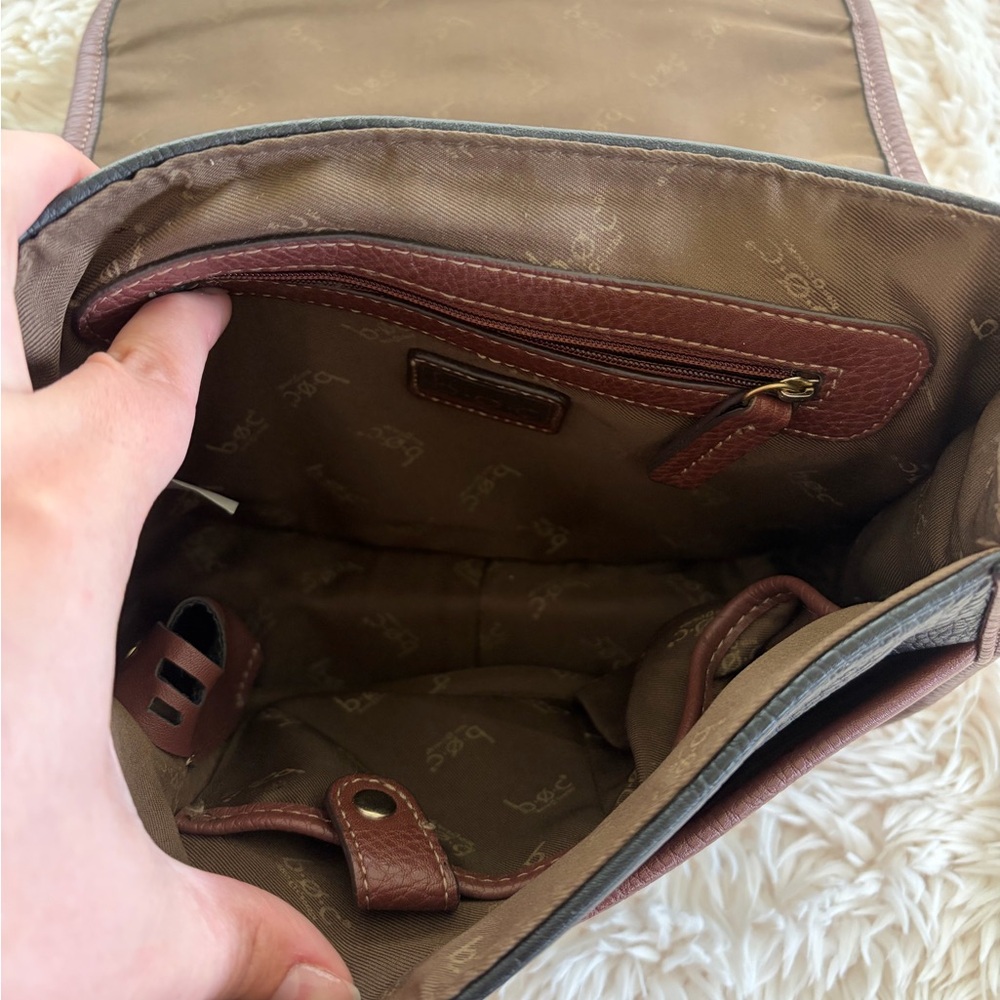 boc Brown and Black Leather Crossbody Satchel - Picture 4 of 6